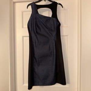 Guess Woman’s Jeans Dress Size 8